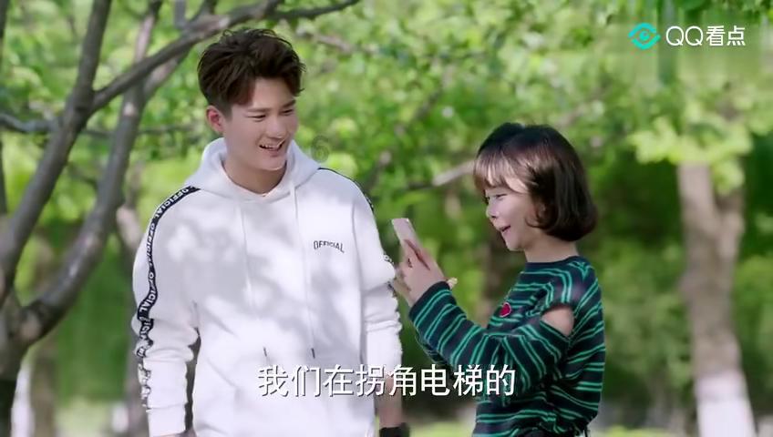 芭比滑稽服装