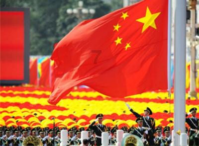 他成为皇帝后送给乡亲18缸咸菜，乡亲扔了17缸后打开一看顿时傻眼