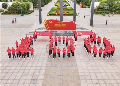 江西新余火灾中培训机构学生：事发时临时加课，老师催“快点来”